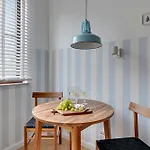 Lion Apartments - Amalfi Quiet Family 3 Bedr Apartment